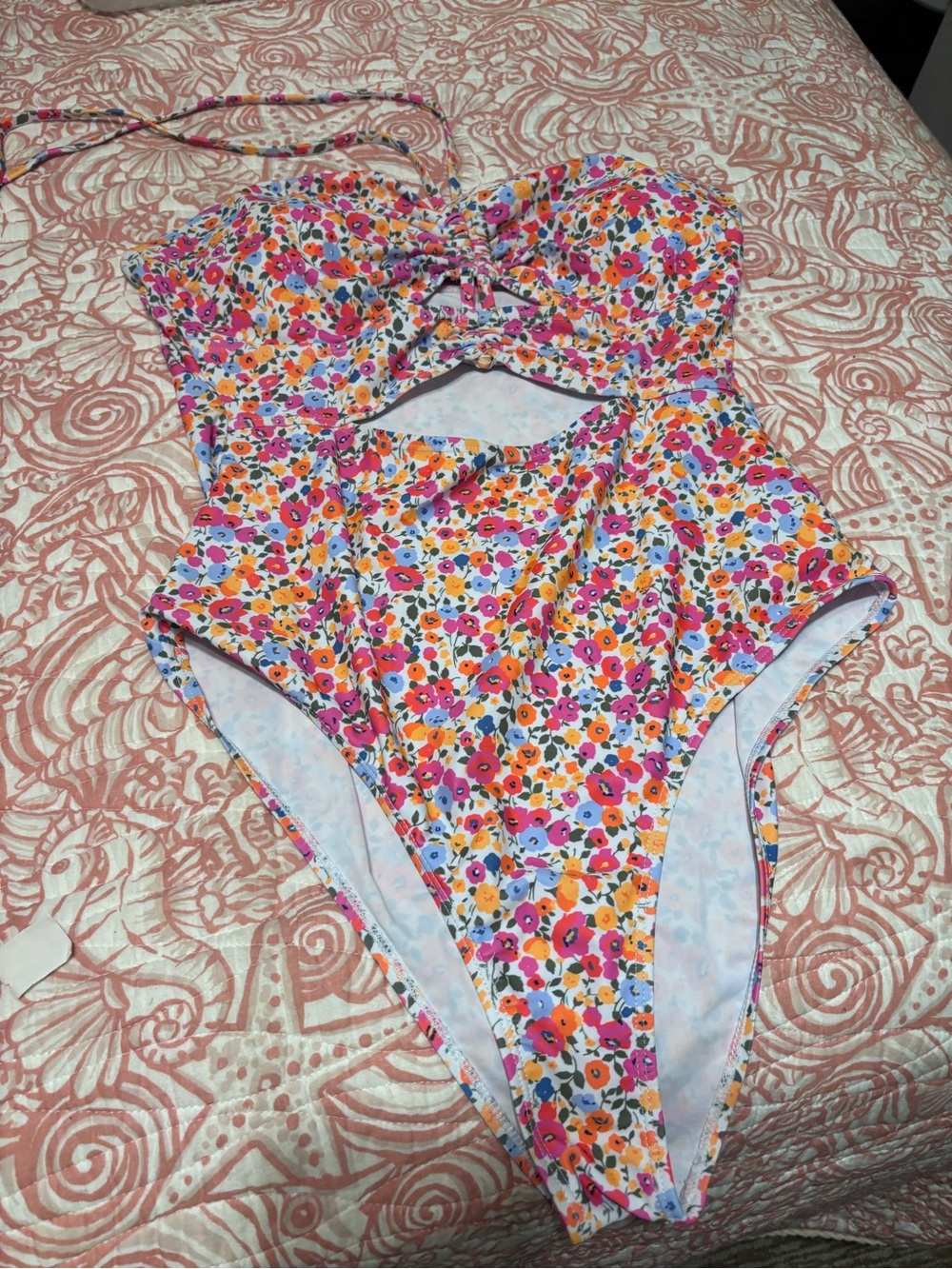 Women Floral One-Piece Swimsuit in Multicolor